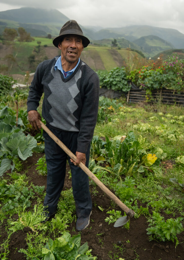 Productor de ASOPRAGMA en su huerta